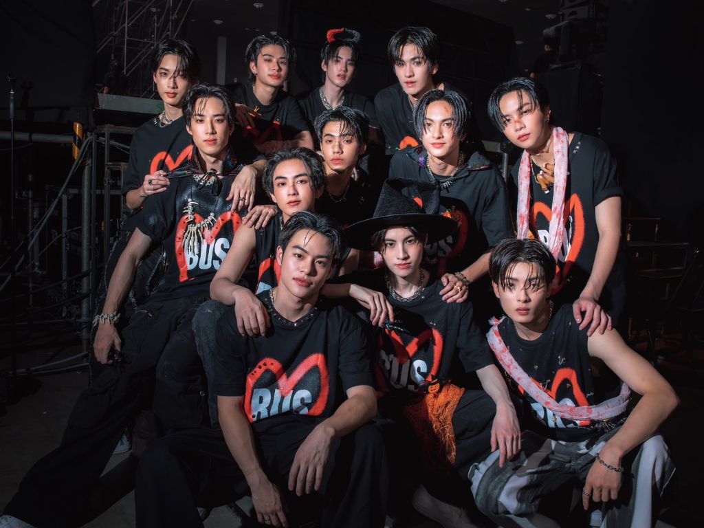 BUS because of you I shine, BUS_SONRAY, BUS 1st ANNIVERSARY, HAPPY BUS DAY, BUS concert