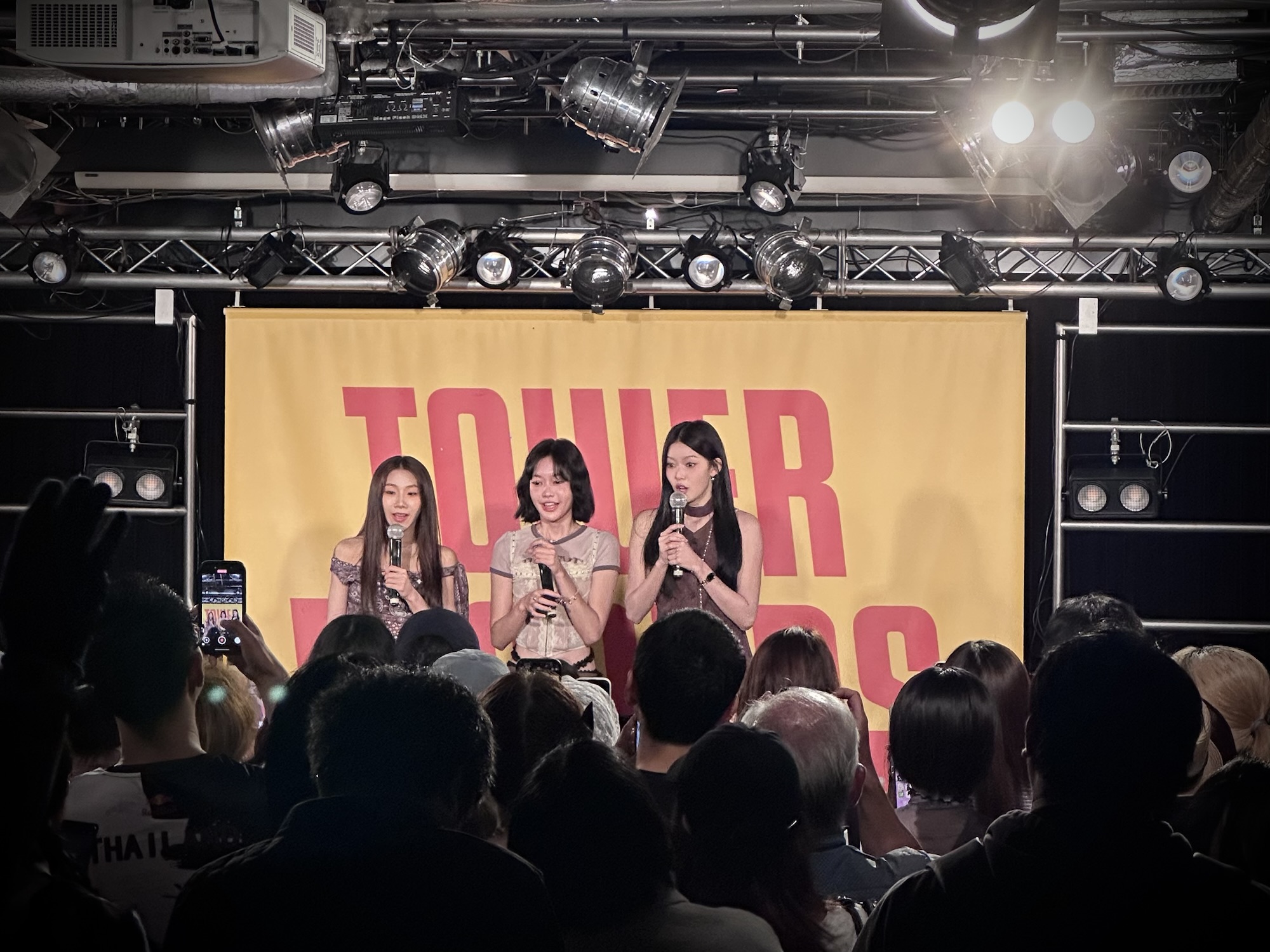 #PiXXiE #PiXXiEinJapan #พิกซี่พิกซี่พิกซี่พิกซี่พิกซี่พิกซี่พิกซี่อาอิชิเตรุ tower records