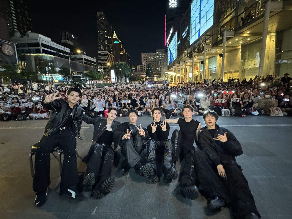 MChoice’s CIR*CRL debuts with star-studded showcase – and a stunning MV